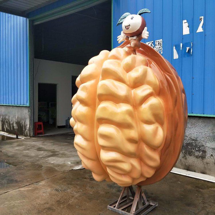 抽象核桃雕塑 店門(mén)口彩繪雕塑 步行街?jǐn)[件 抽象核桃雕塑 店門(mén)口彩繪雕塑 步行街?jǐn)[件