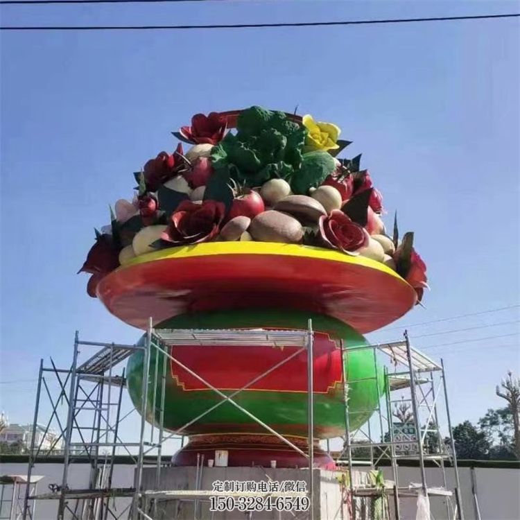 大型果籃雕塑 商業(yè)街廣場(chǎng)雕塑 彩繪擺件 大型果籃雕塑 商業(yè)街廣場(chǎng)雕塑 彩繪擺件